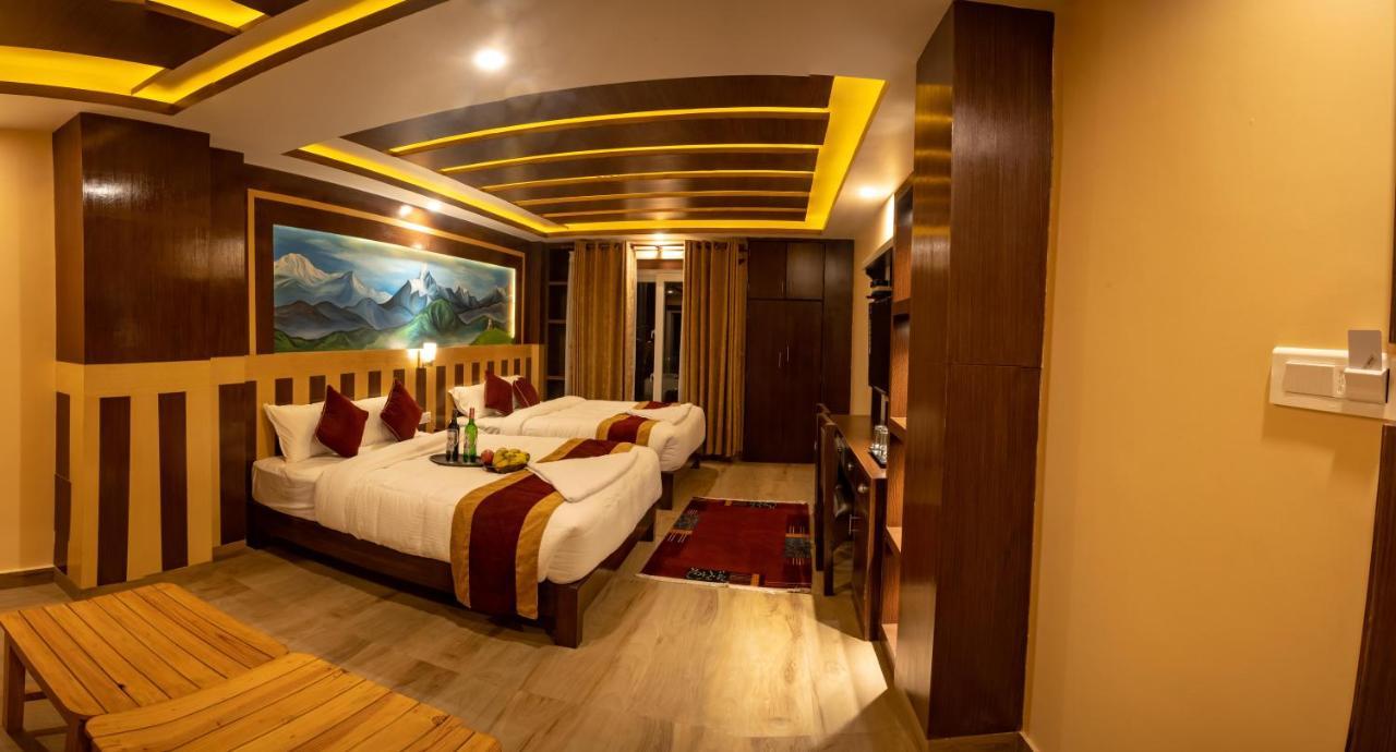 Hotel Satkar Pvt Ltd Pokhara Zewnętrze zdjęcie