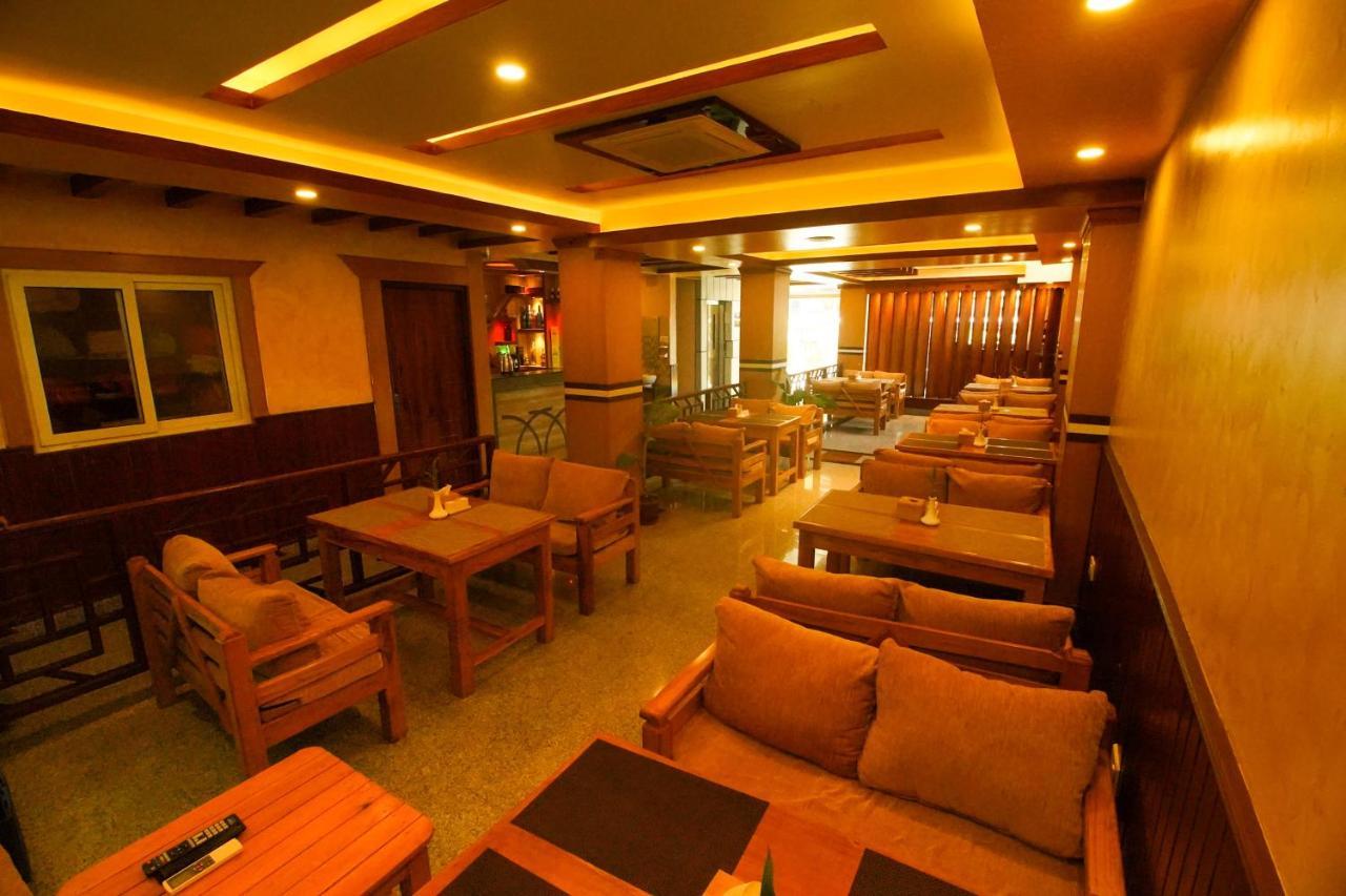 Hotel Satkar Pvt Ltd Pokhara Zewnętrze zdjęcie